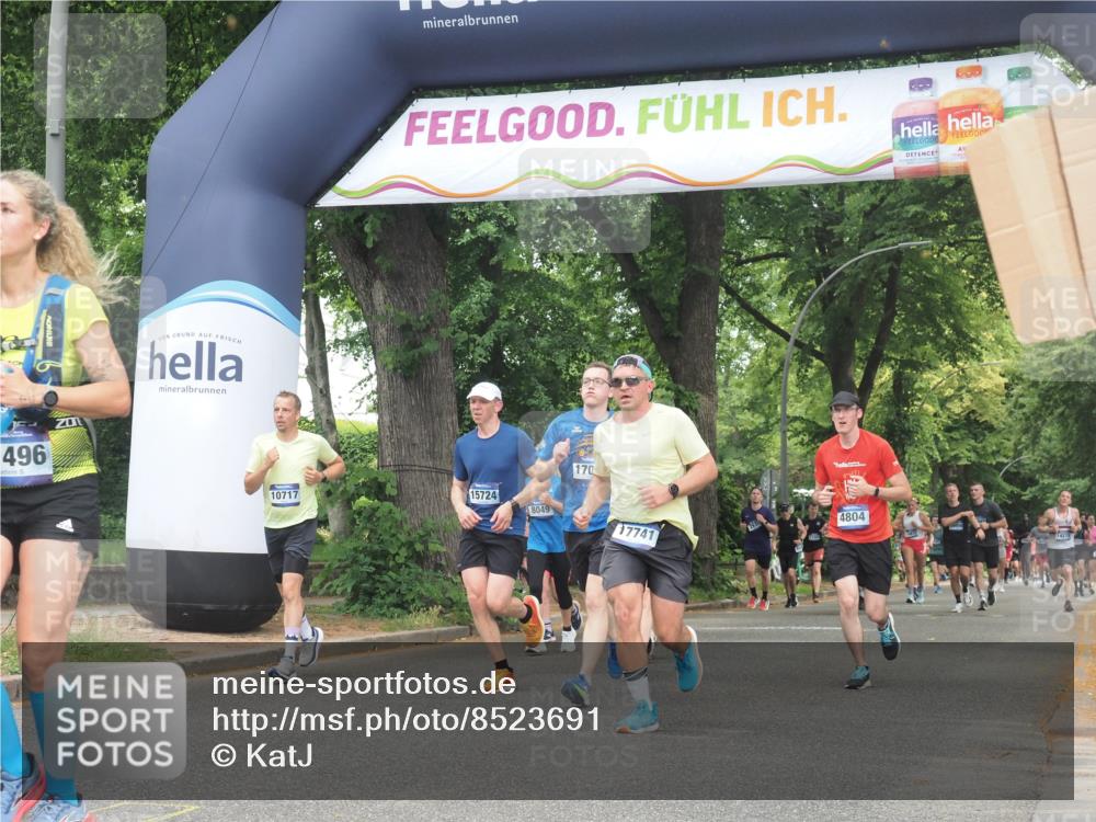 29.06.2025 - hella hamburg halbmarathon KatJ http://msf.ph/oto/8523691 29.06.2025 11:01:03 Zwischen KM18-KM19 2347, 4804, 5986, 7410, 7924, 8607, 8707 meine-sportfotos.de