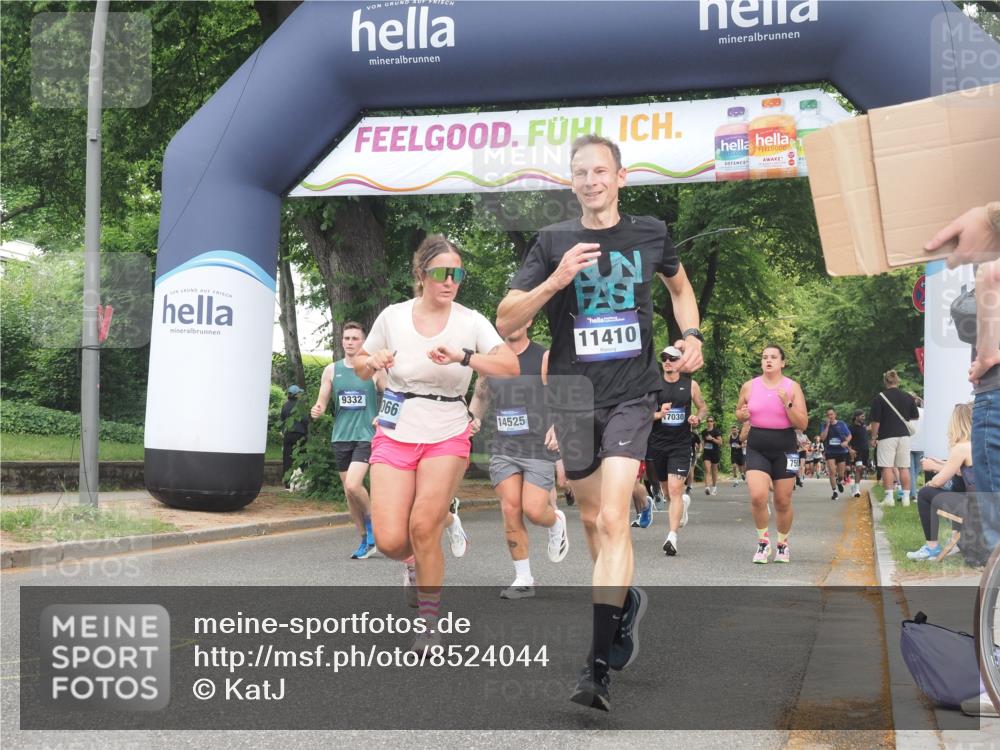 29.06.2025 - hella hamburg halbmarathon KatJ http://msf.ph/oto/8524044 29.06.2025 11:01:15 Zwischen KM18-KM19 1602, 1993, 2931, 3687, 6024, 7503 meine-sportfotos.de