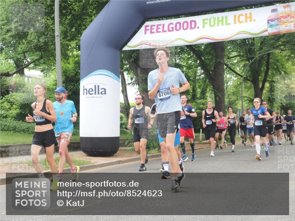 29.06.2025 - hella hamburg halbmarathon KatJ http://msf.ph/oto/8524623 29.06.2025 10:52:11 Zwischen KM18-KM19 1186, 1229, 1885, 2490, 5073, 6706, 7474, 7907 meine-sportfotos.de