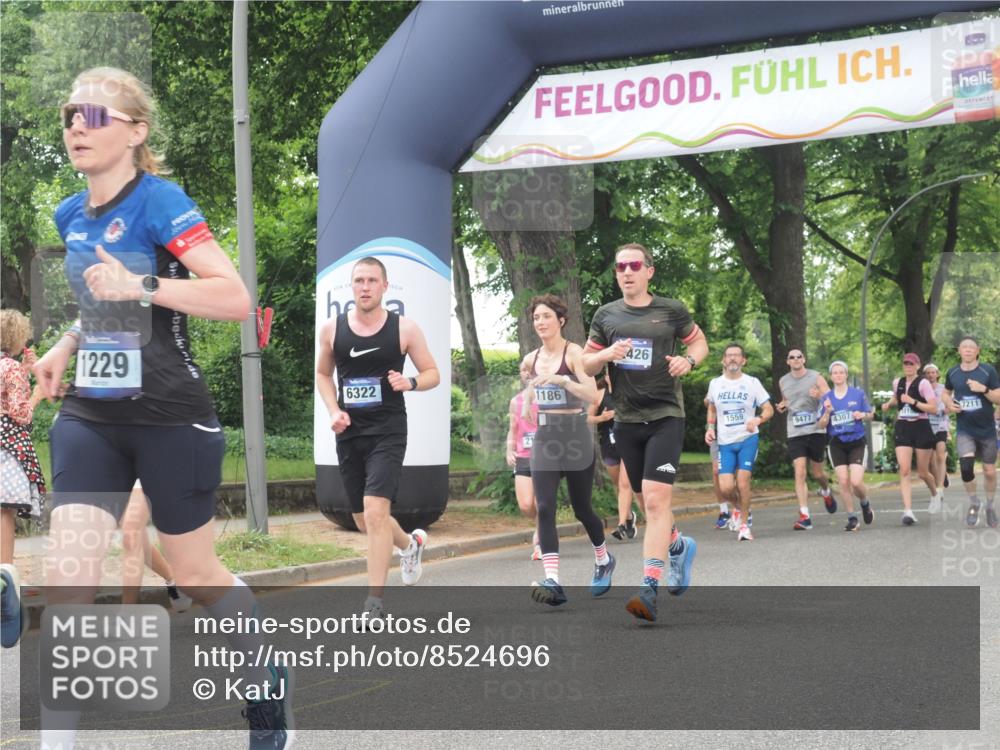 29.06.2025 - hella hamburg halbmarathon KatJ http://msf.ph/oto/8524696 29.06.2025 10:52:14 Zwischen KM18-KM19 1186, 1229, 2136, 2490, 4307, 5073, 6322, 6706, 7907 meine-sportfotos.de