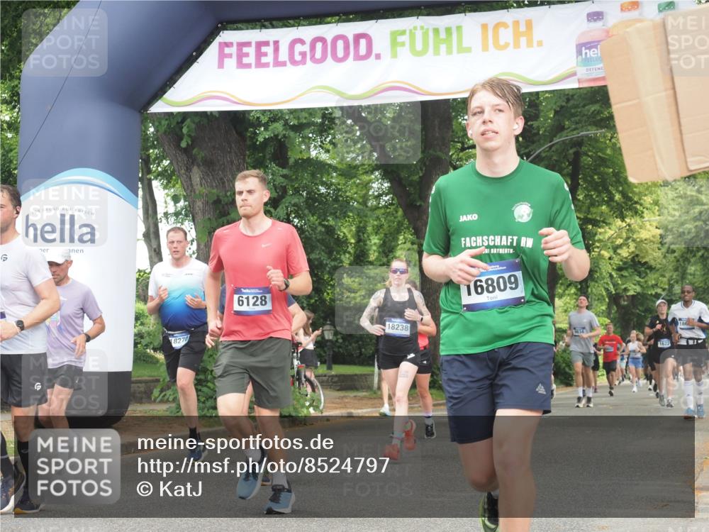 29.06.2025 - hella hamburg halbmarathon KatJ http://msf.ph/oto/8524797 29.06.2025 11:01:42 Zwischen KM18-KM19 1308, 1372, 1382, 4795, 5182, 6128, 7291 meine-sportfotos.de