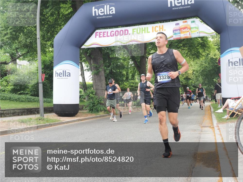 29.06.2025 - hella hamburg halbmarathon KatJ http://msf.ph/oto/8524820 29.06.2025 10:52:22 Zwischen KM18-KM19 1062, 1559, 3328, 4307, 6322, 7210, 7211, 7760, 7888, 8171 meine-sportfotos.de