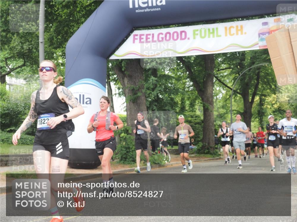 29.06.2025 - hella hamburg halbmarathon KatJ http://msf.ph/oto/8524827 29.06.2025 11:01:44 Zwischen KM18-KM19 1240, 1308, 1372, 4795, 5182, 6128, 7291 meine-sportfotos.de