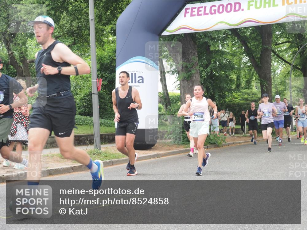 29.06.2025 - hella hamburg halbmarathon KatJ http://msf.ph/oto/8524858 29.06.2025 10:52:24 Zwischen KM18-KM19 1062, 1559, 3328, 7760, 7888, 8171, 8219 meine-sportfotos.de