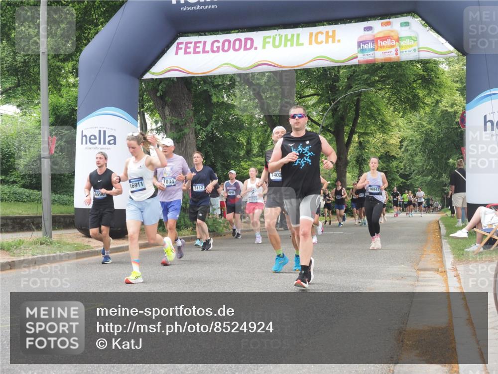29.06.2025 - hella hamburg halbmarathon KatJ http://msf.ph/oto/8524924 29.06.2025 10:52:27 Zwischen KM18-KM19 1034, 1062, 3112, 3328, 5464, 7760, 8171, 8219 meine-sportfotos.de