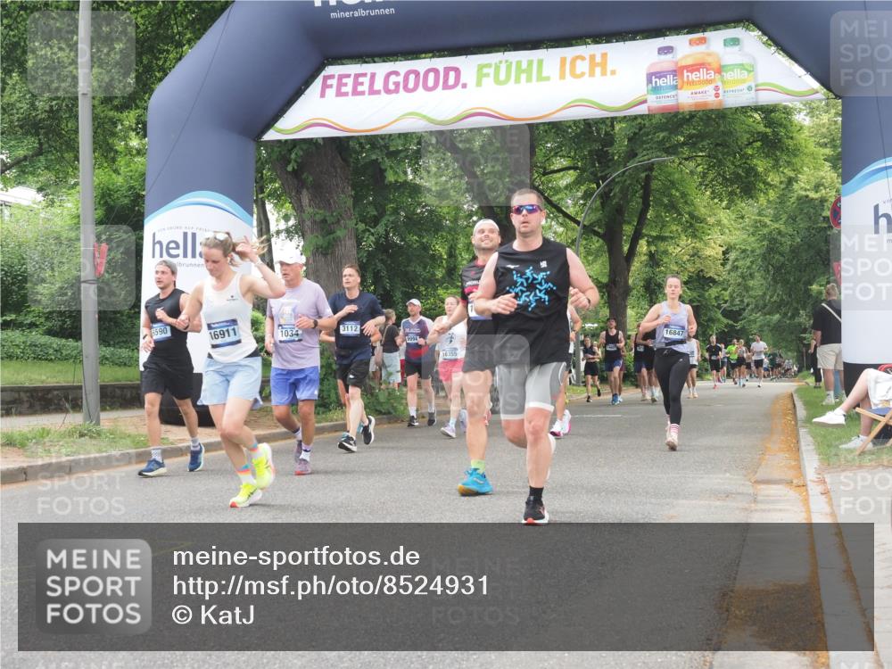 29.06.2025 - hella hamburg halbmarathon KatJ http://msf.ph/oto/8524931 29.06.2025 10:52:27 Zwischen KM18-KM19 1034, 1062, 3112, 3328, 5464, 7760, 8171, 8219 meine-sportfotos.de