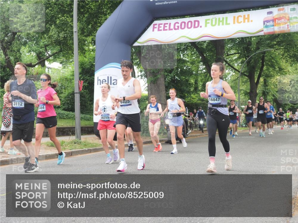 29.06.2025 - hella hamburg halbmarathon KatJ http://msf.ph/oto/8525009 29.06.2025 10:52:30 Zwischen KM18-KM19 1034, 1062, 3112, 5464, 6590, 7760, 8219, 8405 meine-sportfotos.de