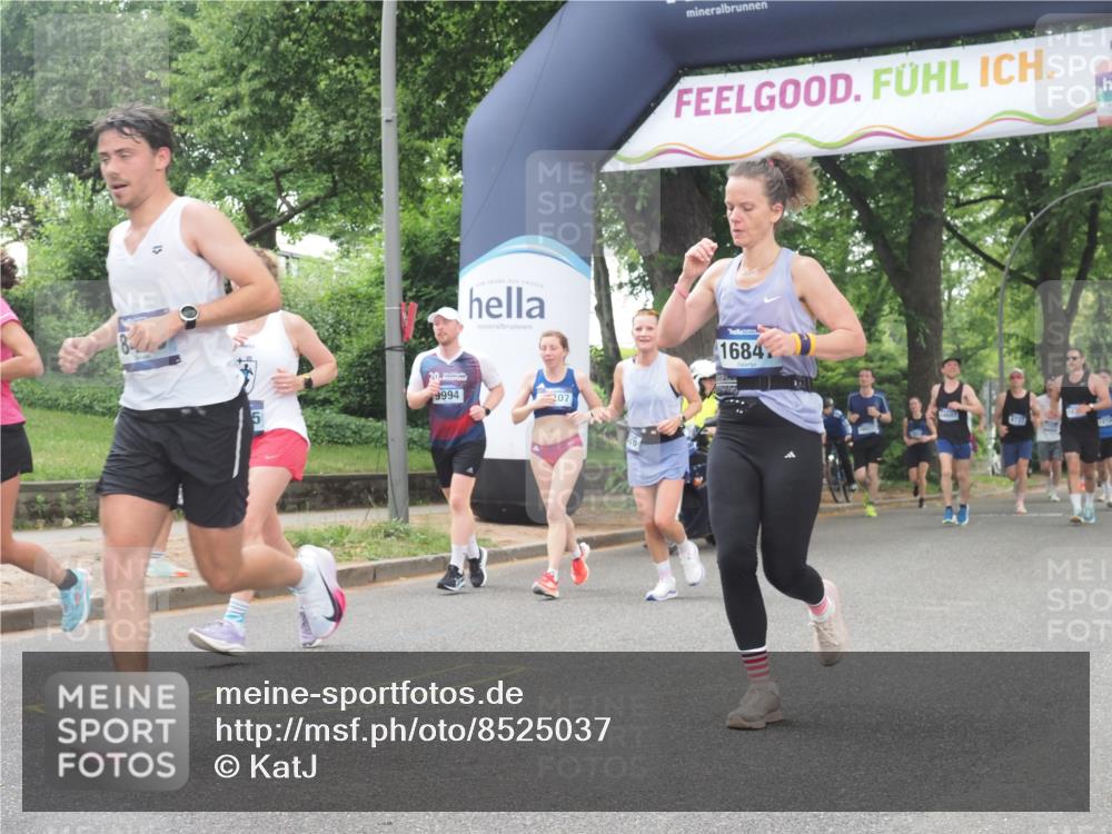 29.06.2025 - hella hamburg halbmarathon KatJ http://msf.ph/oto/8525037 29.06.2025 10:52:30 Zwischen KM18-KM19 1034, 1062, 3112, 5464, 6590, 7760, 8219, 8405 meine-sportfotos.de