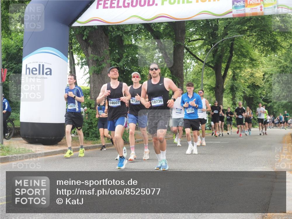 29.06.2025 - hella hamburg halbmarathon KatJ http://msf.ph/oto/8525077 29.06.2025 10:52:34 Zwischen KM18-KM19 1034, 3112, 5464, 6590, 7826, 8405 meine-sportfotos.de