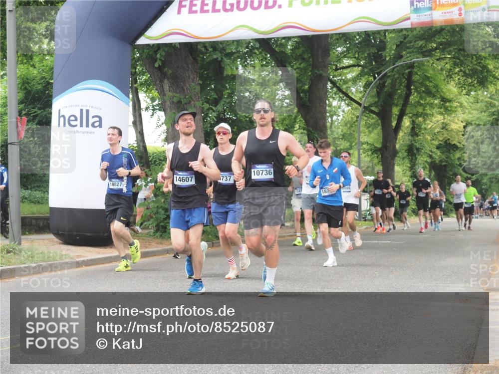 29.06.2025 - hella hamburg halbmarathon KatJ http://msf.ph/oto/8525087 29.06.2025 10:52:34 Zwischen KM18-KM19 1034, 3112, 5464, 6590, 7826, 8405 meine-sportfotos.de