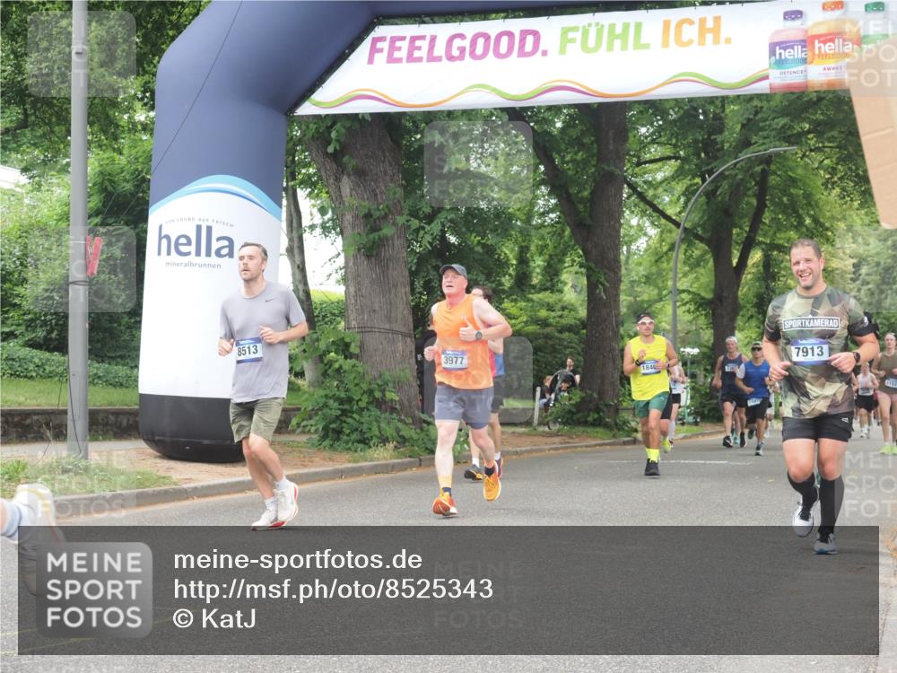 29.06.2025 - hella hamburg halbmarathon KatJ http://msf.ph/oto/8525343 29.06.2025 11:02:07 Zwischen KM18-KM19 2989, 3762, 3977, 6844, 7753, 7913, 8513, 8597 meine-sportfotos.de