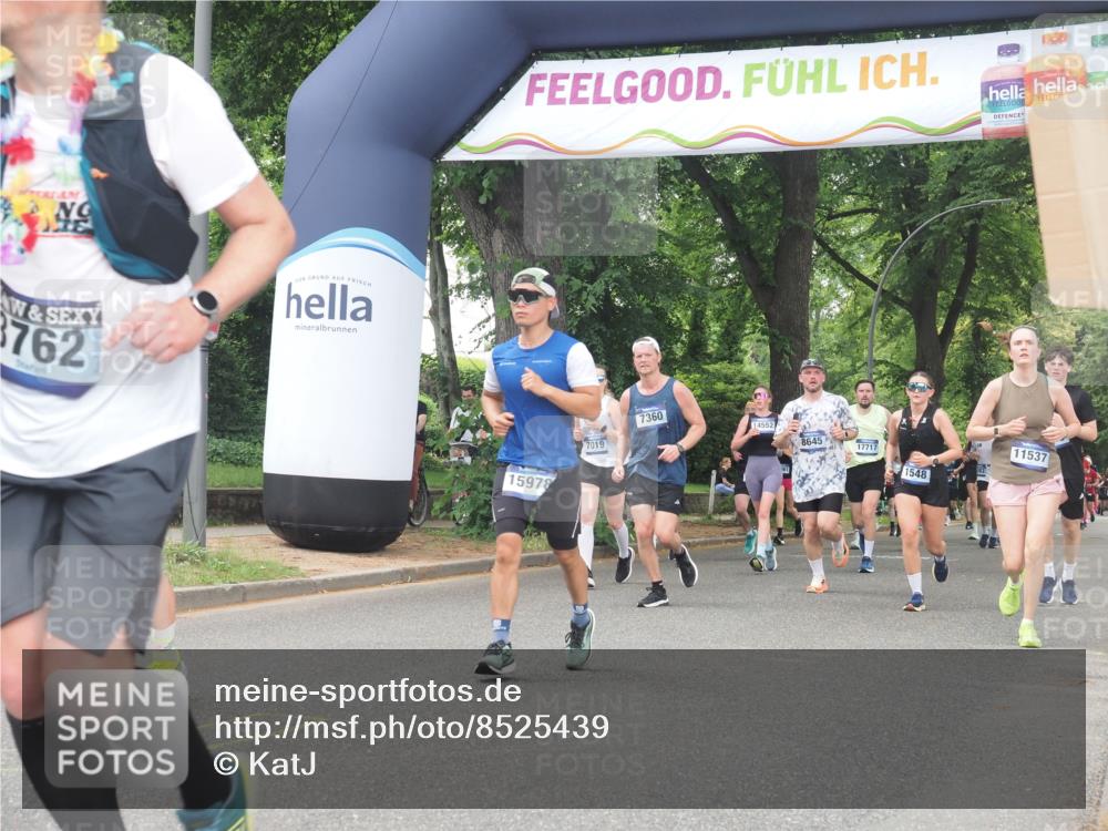 29.06.2025 - hella hamburg halbmarathon KatJ http://msf.ph/oto/8525439 29.06.2025 11:02:12 Zwischen KM18-KM19 1548, 1599, 3762, 3977, 6715, 7019, 7360, 7913, 8513, 8597 meine-sportfotos.de