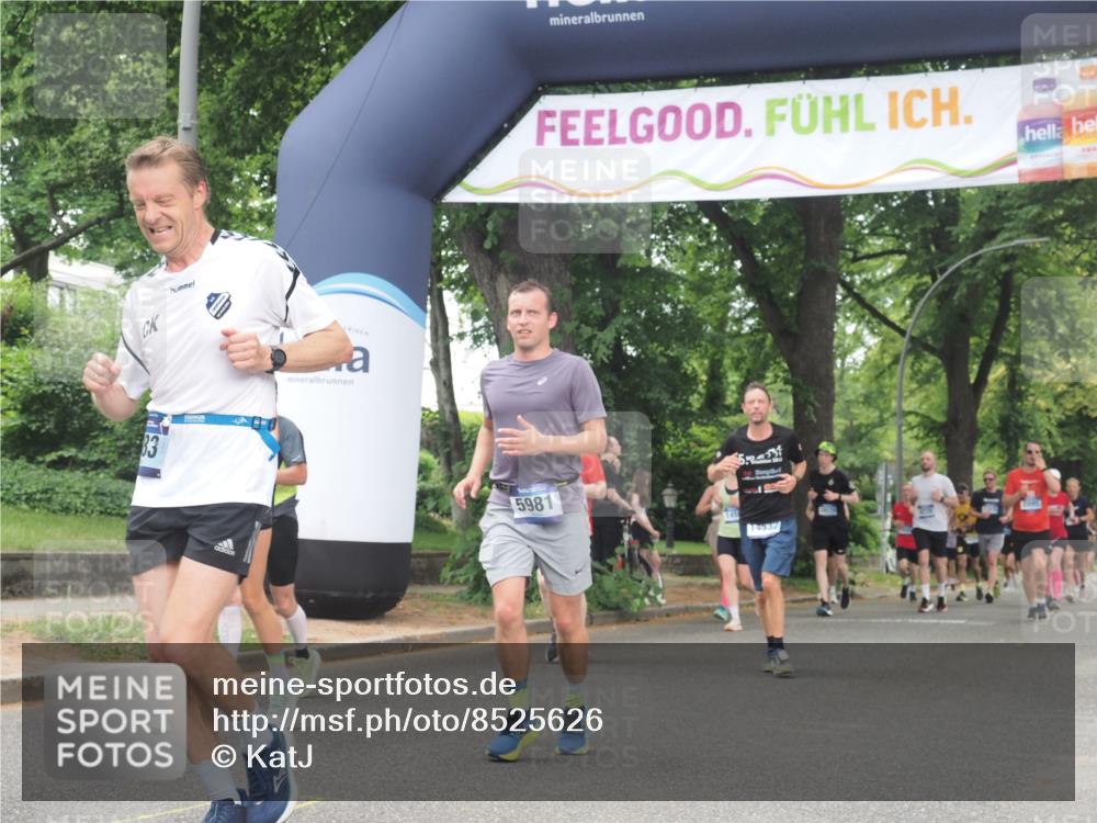 29.06.2025 - hella hamburg halbmarathon KatJ http://msf.ph/oto/8525626 29.06.2025 11:02:19 Zwischen KM18-KM19 1083, 1548, 2147, 3013, 5981, 6715, 6747, 7019, 7249, 7360, 8645 meine-sportfotos.de
