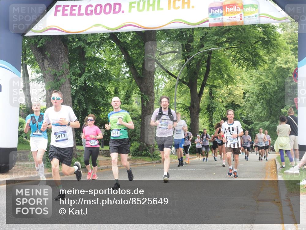 29.06.2025 - hella hamburg halbmarathon KatJ http://msf.ph/oto/8525649 29.06.2025 10:53:03 Zwischen KM18-KM19 1249, 1781, 5951, 6489, 8402 meine-sportfotos.de