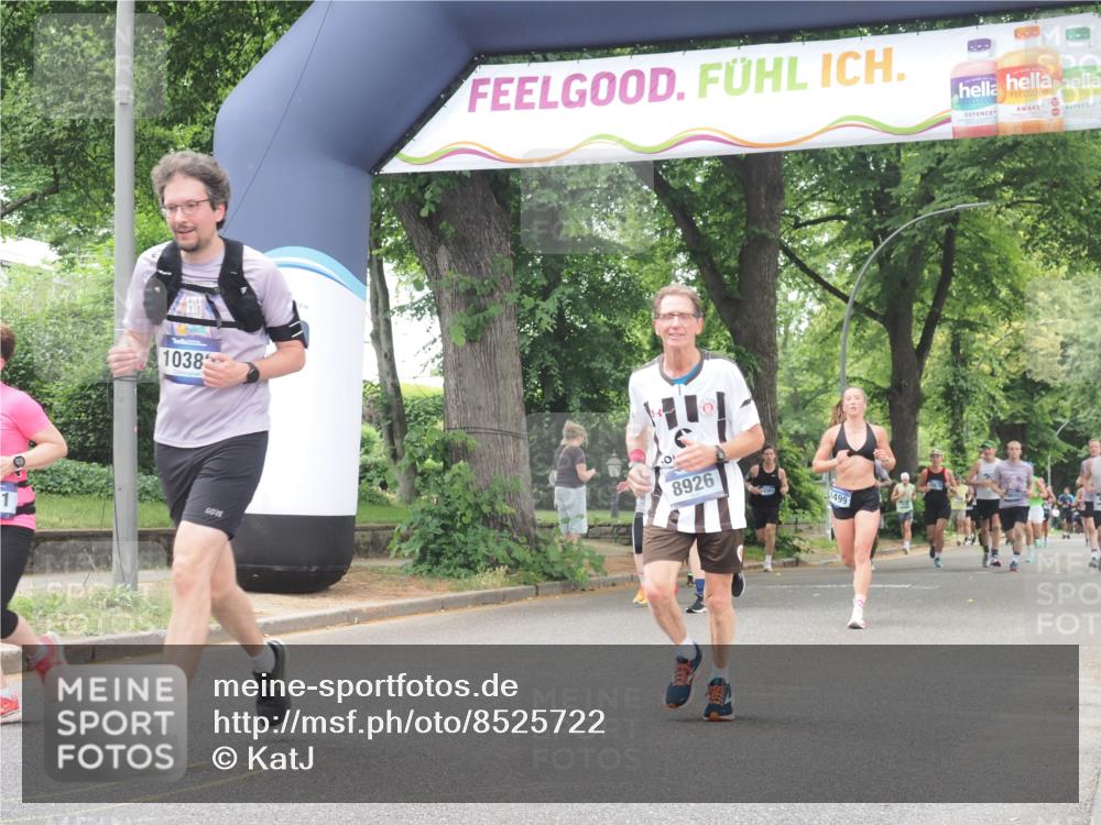 29.06.2025 - hella hamburg halbmarathon KatJ http://msf.ph/oto/8525722 29.06.2025 10:53:06 Zwischen KM18-KM19 1781, 4499, 5951, 8402 meine-sportfotos.de