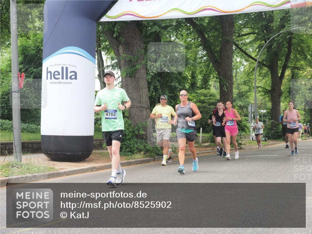 29.06.2025 - hella hamburg halbmarathon KatJ http://msf.ph/oto/8525902 29.06.2025 10:53:18 Zwischen KM18-KM19 1790, 3461, 4286, 4782, 7485 meine-sportfotos.de