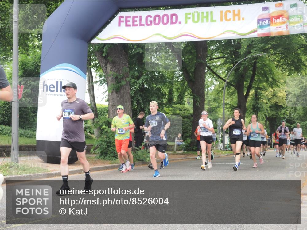 29.06.2025 - hella hamburg halbmarathon KatJ http://msf.ph/oto/8526004 29.06.2025 11:02:35 Zwischen KM18-KM19 2165, 2860, 3648, 6833, 7021, 7258, 7358, 8368 meine-sportfotos.de