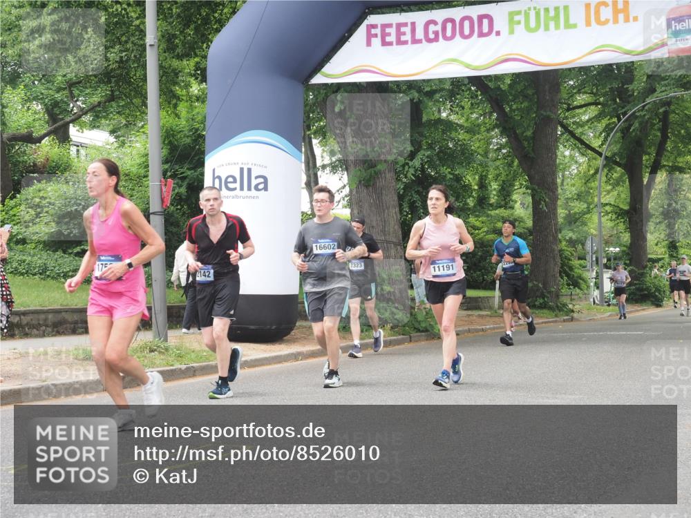 29.06.2025 - hella hamburg halbmarathon KatJ http://msf.ph/oto/8526010 29.06.2025 10:53:22 Zwischen KM18-KM19 2142, 4286, 4782, 5869, 7323, 7485 meine-sportfotos.de