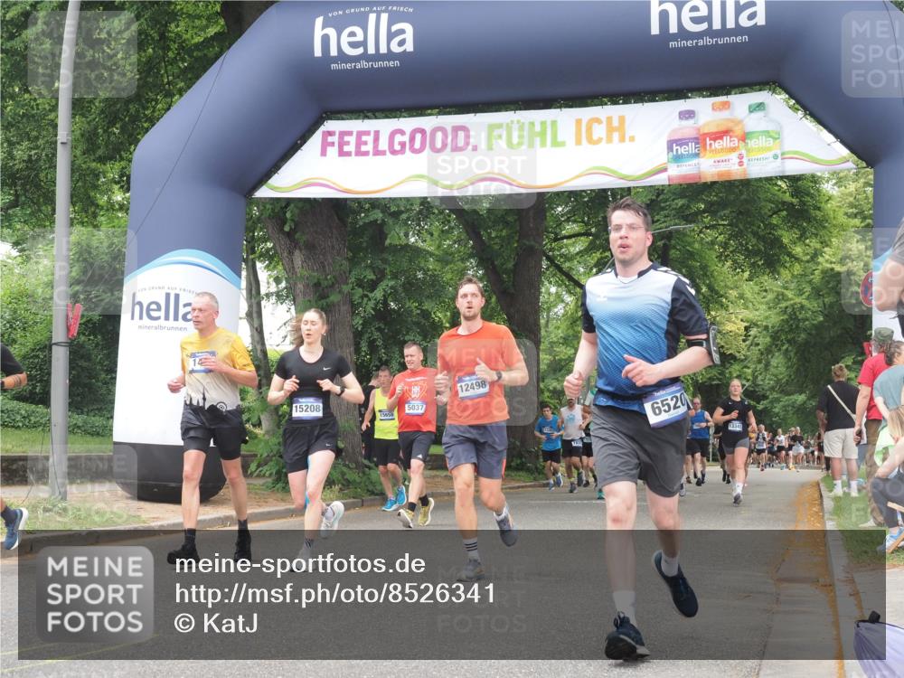 29.06.2025 - hella hamburg halbmarathon KatJ http://msf.ph/oto/8526341 29.06.2025 11:02:51 Zwischen KM18-KM19 1448, 1936, 4110, 5037, 6520, 8317 meine-sportfotos.de
