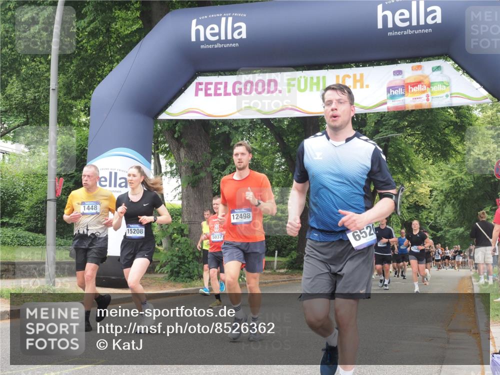 29.06.2025 - hella hamburg halbmarathon KatJ http://msf.ph/oto/8526362 29.06.2025 11:02:52 Zwischen KM18-KM19 1448, 1936, 4110, 5037, 6520, 8317 meine-sportfotos.de