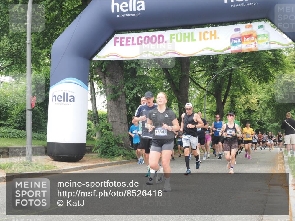 29.06.2025 - hella hamburg halbmarathon KatJ http://msf.ph/oto/8526416 29.06.2025 11:02:55 Zwischen KM18-KM19 1448, 4828, 5037, 6520 meine-sportfotos.de