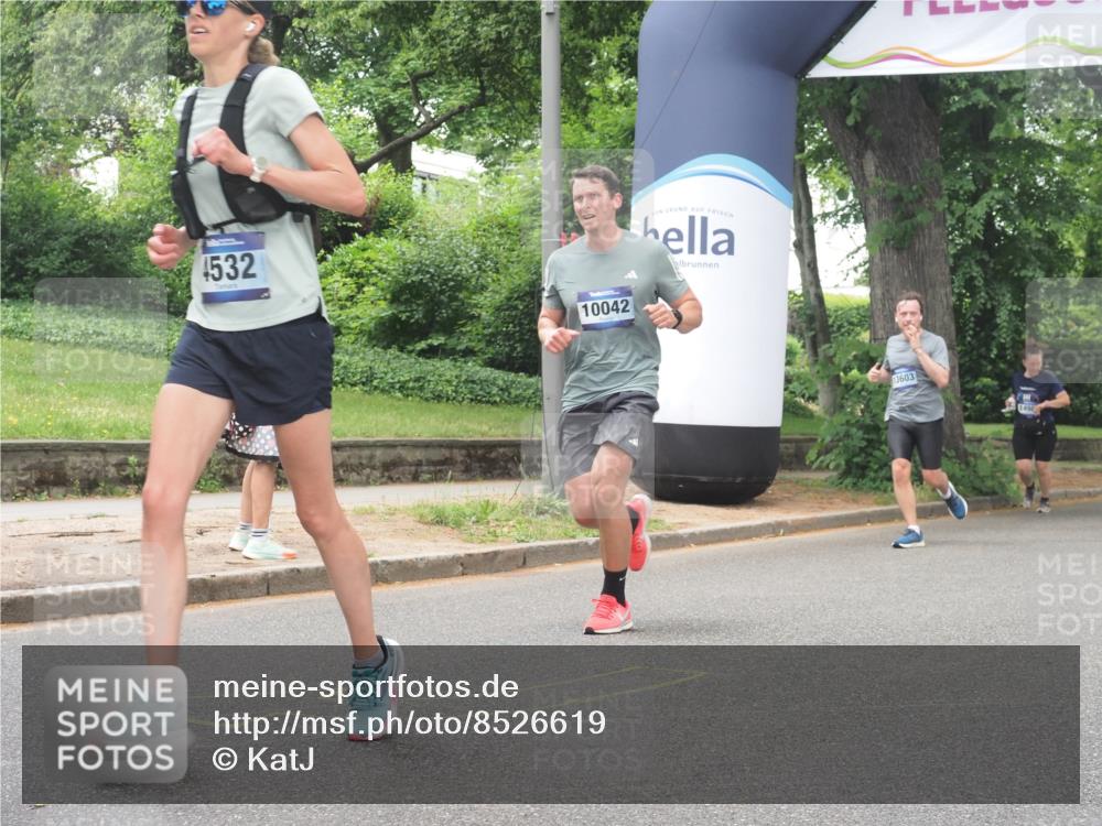 29.06.2025 - hella hamburg halbmarathon KatJ http://msf.ph/oto/8526619 29.06.2025 10:53:52 Zwischen KM18-KM19 1866, 2868, 3630, 4532, 5431 meine-sportfotos.de