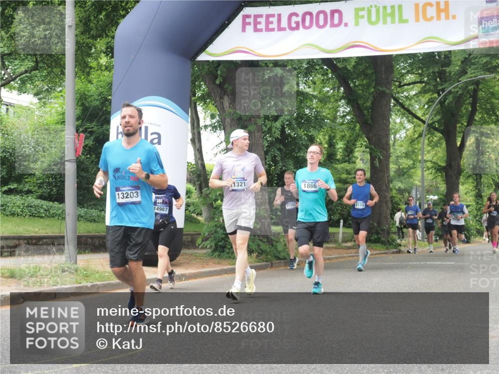 29.06.2025 - hella hamburg halbmarathon KatJ http://msf.ph/oto/8526680 29.06.2025 10:53:54 Zwischen KM18-KM19 1866, 3630, 4532, 5431 meine-sportfotos.de