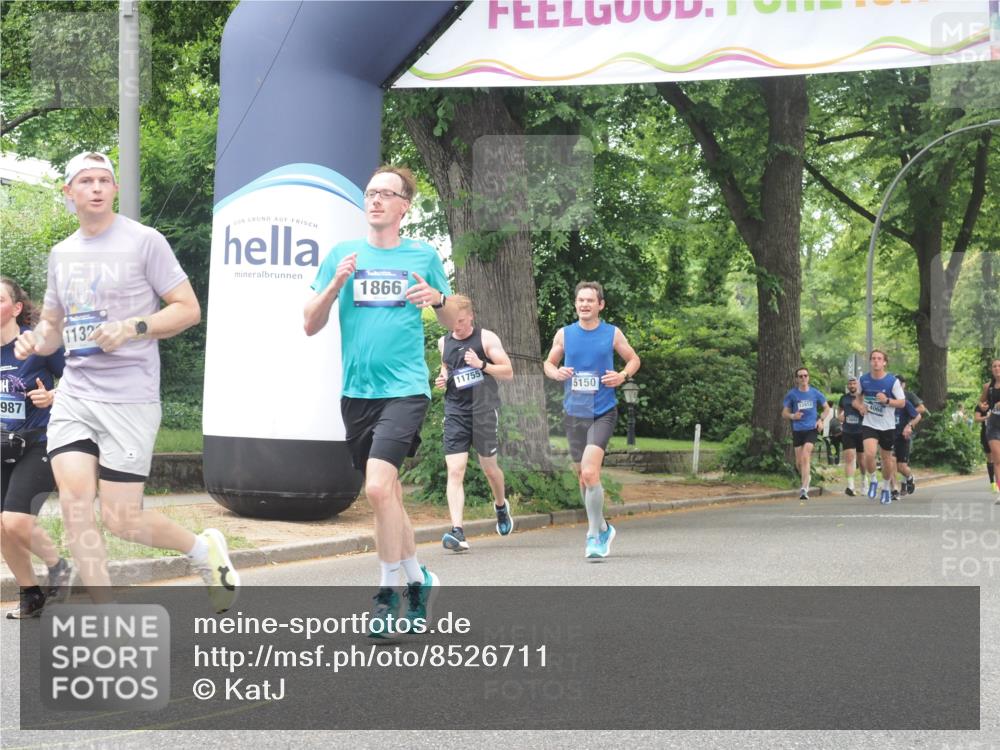 29.06.2025 - hella hamburg halbmarathon KatJ http://msf.ph/oto/8526711 29.06.2025 10:53:56 Zwischen KM18-KM19 1866, 4532, 5150 meine-sportfotos.de