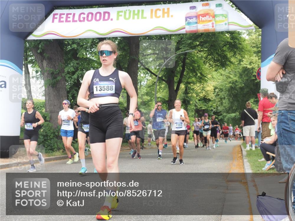 29.06.2025 - hella hamburg halbmarathon KatJ http://msf.ph/oto/8526712 29.06.2025 11:03:13 Zwischen KM18-KM19 1331, 2548, 5440, 6336, 7094, 7452, 8169, 8210, 8253, 8351 meine-sportfotos.de