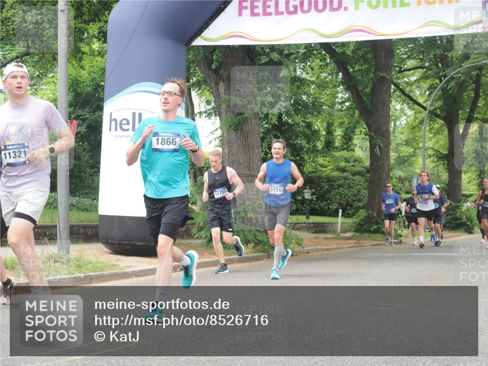 29.06.2025 - hella hamburg halbmarathon KatJ http://msf.ph/oto/8526716 29.06.2025 10:53:56 Zwischen KM18-KM19 1866, 4532, 5150 meine-sportfotos.de