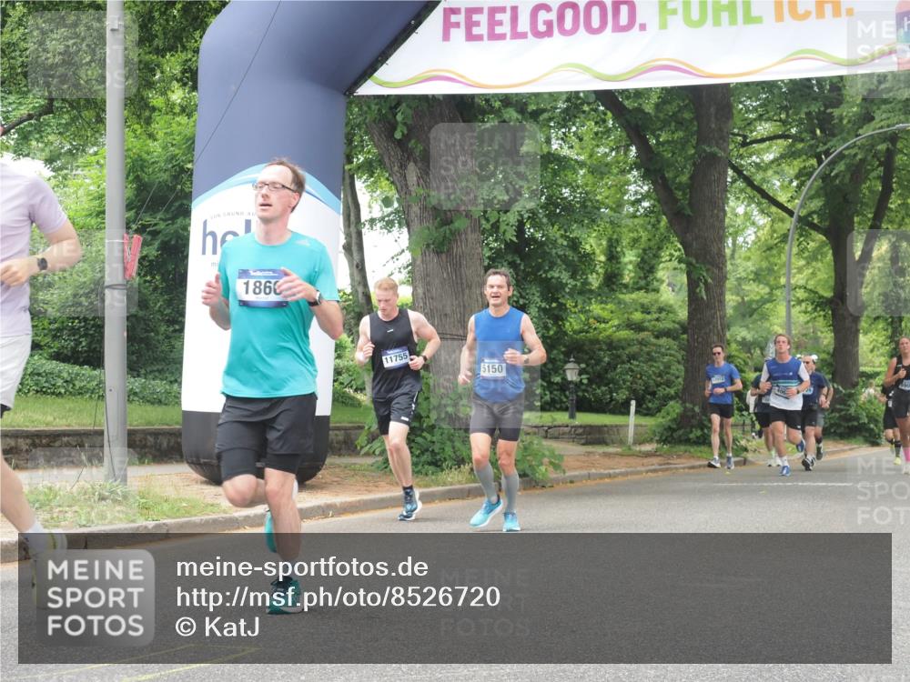 29.06.2025 - hella hamburg halbmarathon KatJ http://msf.ph/oto/8526720 29.06.2025 10:53:56 Zwischen KM18-KM19 1866, 4532, 5150 meine-sportfotos.de