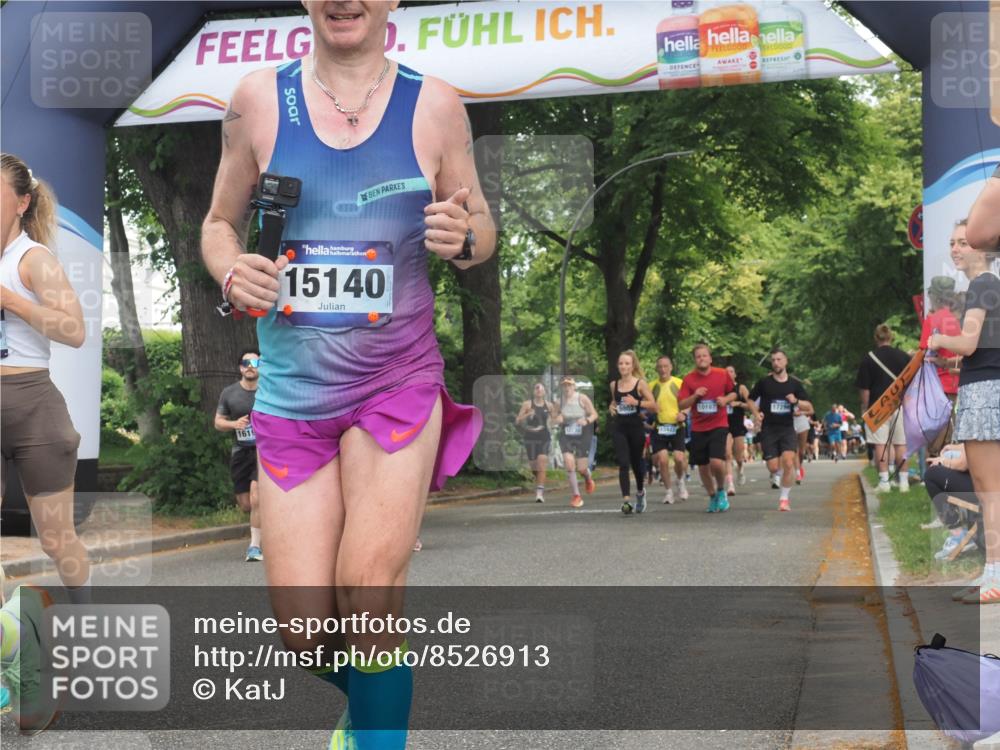 29.06.2025 - hella hamburg halbmarathon KatJ http://msf.ph/oto/8526913 29.06.2025 11:03:23 Zwischen KM18-KM19 1450, 2803, 4218, 5004, 5264, 6314, 6413, 7198 meine-sportfotos.de