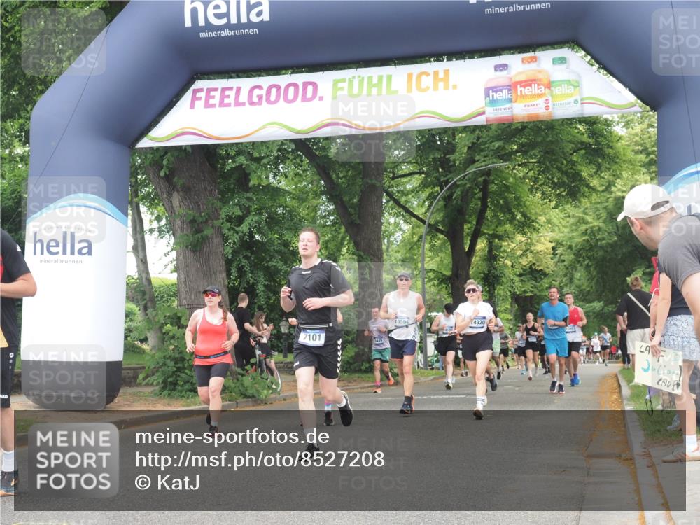 29.06.2025 - hella hamburg halbmarathon KatJ http://msf.ph/oto/8527208 29.06.2025 11:03:36 Zwischen KM18-KM19 3105, 4108, 5002, 6477, 7101, 8248, 8619 meine-sportfotos.de