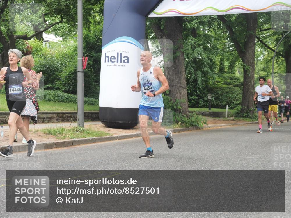 29.06.2025 - hella hamburg halbmarathon KatJ http://msf.ph/oto/8527501 29.06.2025 10:54:46 Zwischen KM18-KM19 4169, 4666, 5762, 7685 meine-sportfotos.de