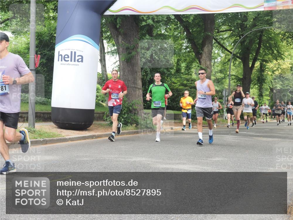 29.06.2025 - hella hamburg halbmarathon KatJ http://msf.ph/oto/8527895 29.06.2025 10:55:08 Zwischen KM18-KM19 1785, 4950, 5670, 7741, 7846, 8217 meine-sportfotos.de