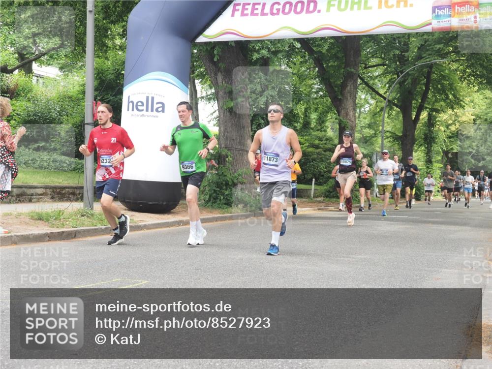 29.06.2025 - hella hamburg halbmarathon KatJ http://msf.ph/oto/8527923 29.06.2025 10:55:09 Zwischen KM18-KM19 1785, 4950, 5232, 5670, 7846, 8217 meine-sportfotos.de