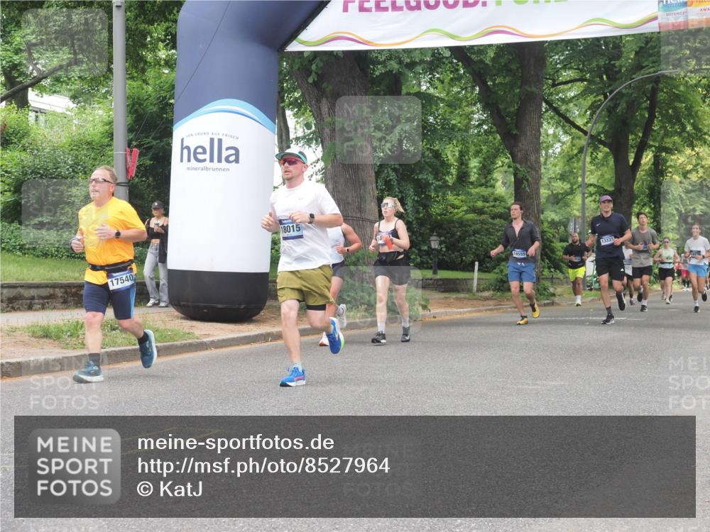 29.06.2025 - hella hamburg halbmarathon KatJ http://msf.ph/oto/8527964 29.06.2025 10:55:13 Zwischen KM18-KM19 5232, 7846 meine-sportfotos.de