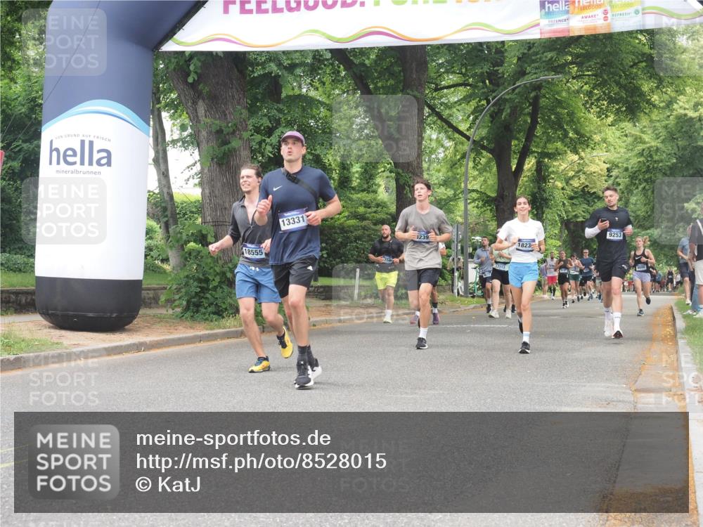 29.06.2025 - hella hamburg halbmarathon KatJ http://msf.ph/oto/8528015 29.06.2025 10:55:16 Zwischen KM18-KM19 5232 meine-sportfotos.de