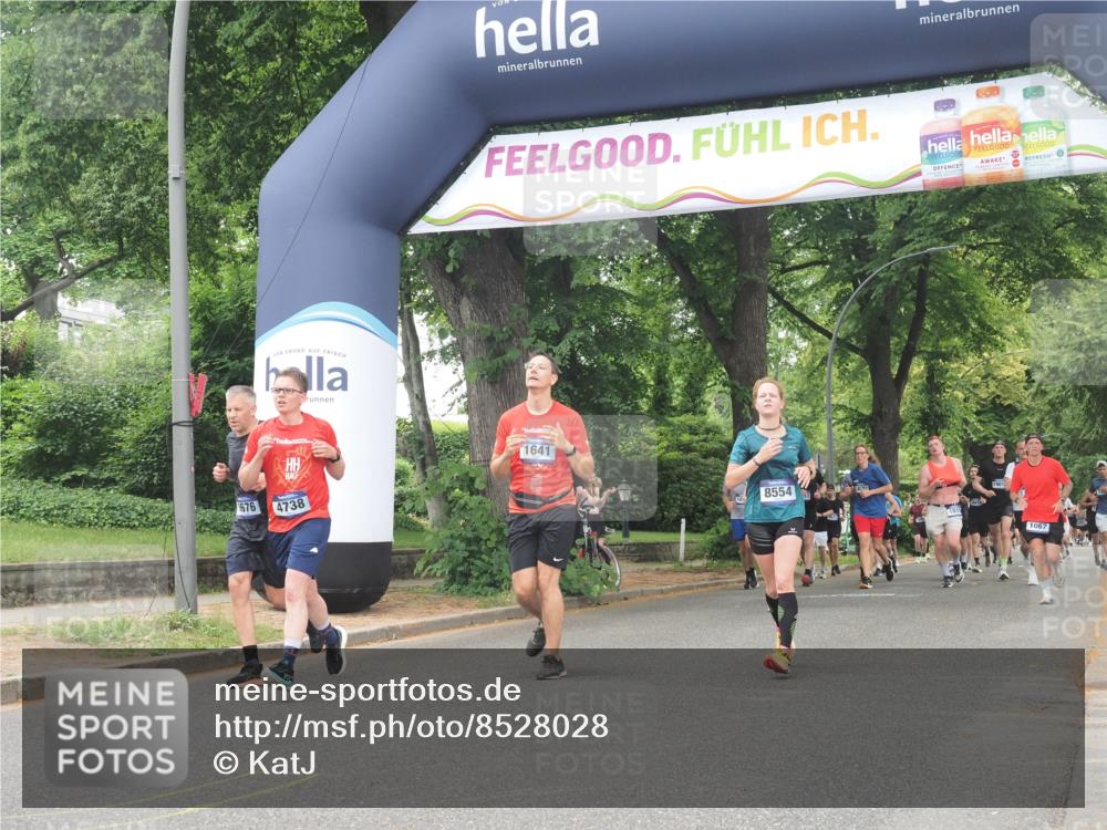29.06.2025 - hella hamburg halbmarathon KatJ http://msf.ph/oto/8528028 29.06.2025 11:04:15 Zwischen KM18-KM19 2908, 3802, 3803, 4738, 7214, 8554 meine-sportfotos.de