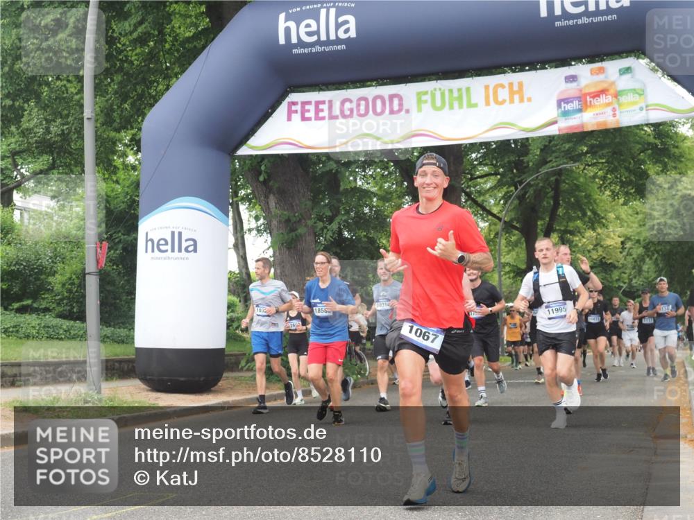 29.06.2025 - hella hamburg halbmarathon KatJ http://msf.ph/oto/8528110 29.06.2025 11:04:19 Zwischen KM18-KM19 1015, 1067, 1641, 2908, 3803, 4738, 8554 meine-sportfotos.de
