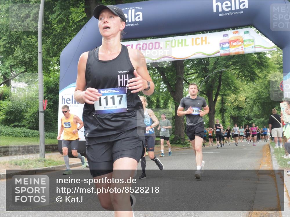 29.06.2025 - hella hamburg halbmarathon KatJ http://msf.ph/oto/8528218 29.06.2025 11:04:26 Zwischen KM18-KM19 1015, 1117, 2096, 2405, 3134, 4637, 6328 meine-sportfotos.de