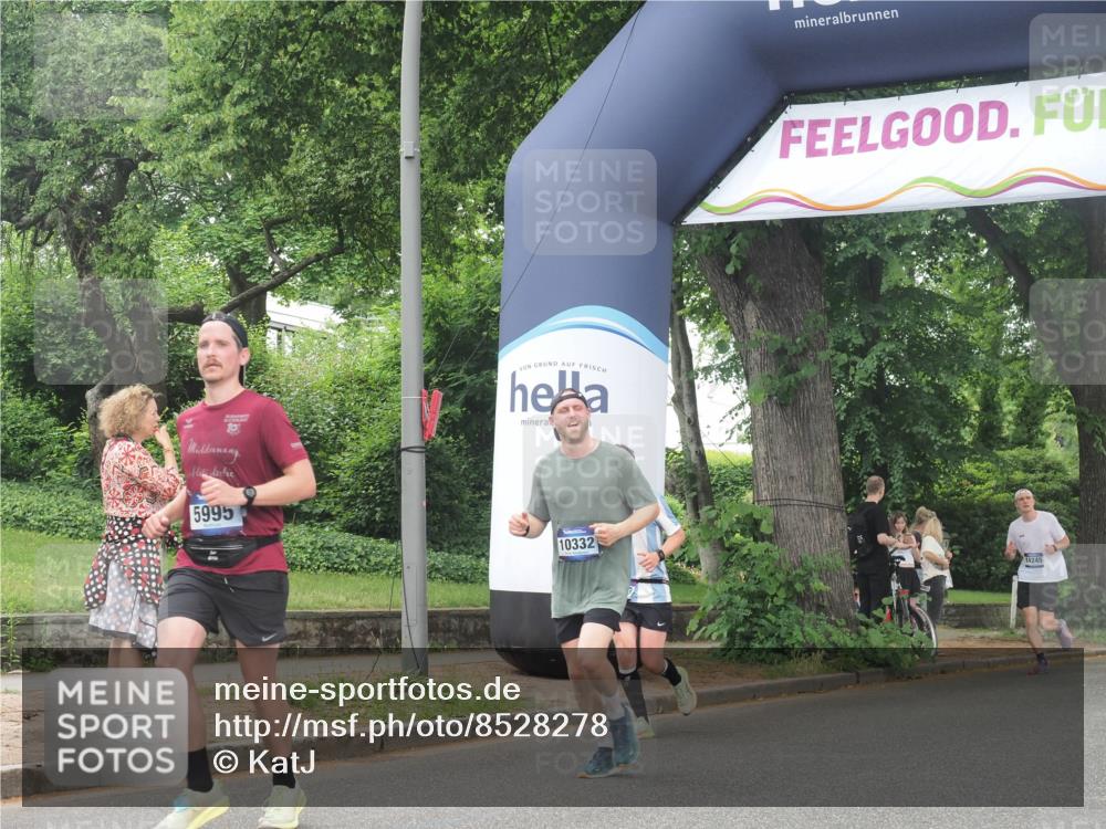 29.06.2025 - hella hamburg halbmarathon KatJ http://msf.ph/oto/8528278 29.06.2025 11:04:29 Zwischen KM18-KM19 1117, 2096, 2405, 3134, 4637, 5995, 6328 meine-sportfotos.de