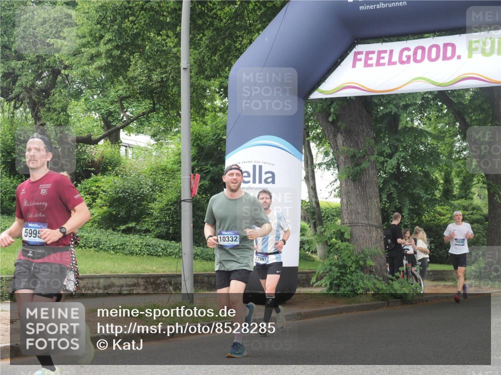 29.06.2025 - hella hamburg halbmarathon KatJ http://msf.ph/oto/8528285 29.06.2025 11:04:30 Zwischen KM18-KM19 1117, 2096, 2405, 3134, 4637, 5995, 6328 meine-sportfotos.de