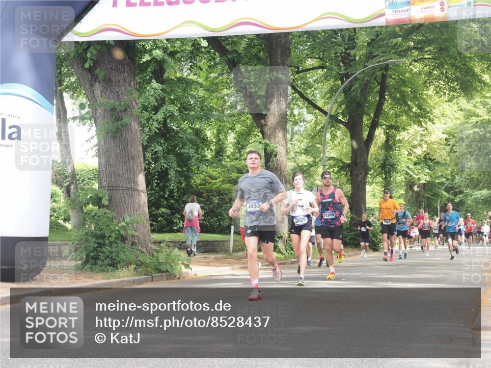 29.06.2025 - hella hamburg halbmarathon KatJ http://msf.ph/oto/8528437 29.06.2025 10:55:41 Zwischen KM18-KM19 1071, 1610, 2281, 3154, 4453, 6026, 6217, 8263 meine-sportfotos.de