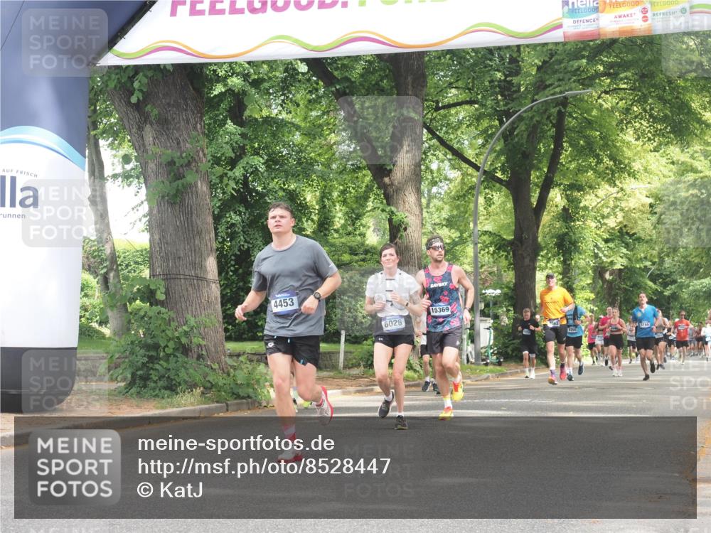 29.06.2025 - hella hamburg halbmarathon KatJ http://msf.ph/oto/8528447 29.06.2025 10:55:42 Zwischen KM18-KM19 1071, 1610, 2281, 3154, 4453, 6026, 6217, 8263 meine-sportfotos.de