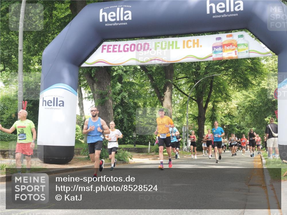 29.06.2025 - hella hamburg halbmarathon KatJ http://msf.ph/oto/8528524 29.06.2025 10:55:46 Zwischen KM18-KM19 1610, 2281, 4453, 6026, 6217, 8563 meine-sportfotos.de