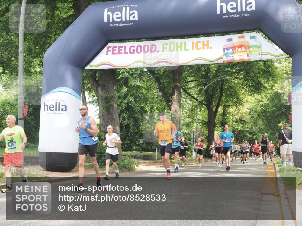 29.06.2025 - hella hamburg halbmarathon KatJ http://msf.ph/oto/8528533 29.06.2025 10:55:46 Zwischen KM18-KM19 1610, 2281, 4453, 6026, 6217, 8563 meine-sportfotos.de