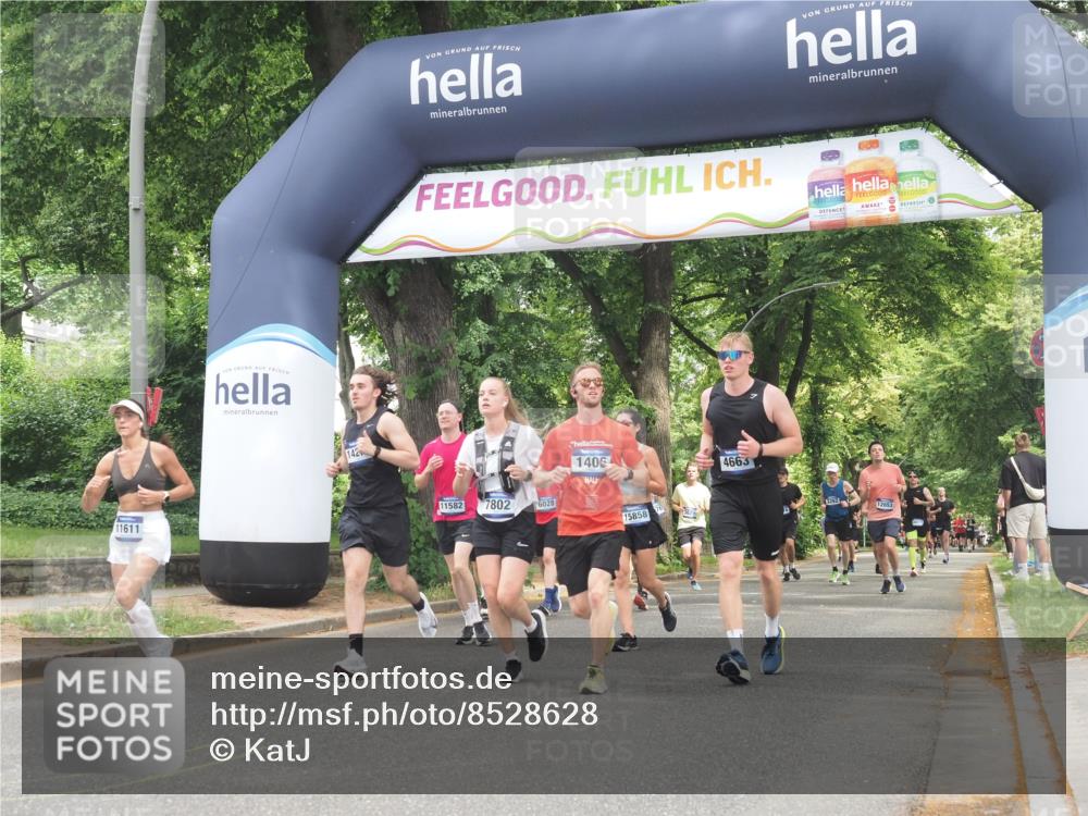 29.06.2025 - hella hamburg halbmarathon KatJ http://msf.ph/oto/8528628 29.06.2025 10:55:55 Zwischen KM18-KM19 1406, 4663, 5166, 6083, 7802, 8256 meine-sportfotos.de