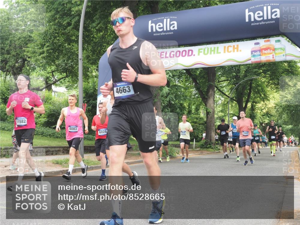 29.06.2025 - hella hamburg halbmarathon KatJ http://msf.ph/oto/8528665 29.06.2025 10:55:58 Zwischen KM18-KM19 1406, 3025, 3262, 4663, 5176, 6028, 6083, 7802 meine-sportfotos.de