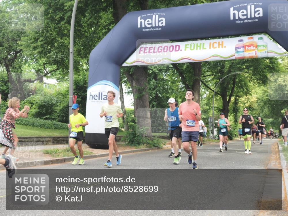 29.06.2025 - hella hamburg halbmarathon KatJ http://msf.ph/oto/8528699 29.06.2025 10:55:59 Zwischen KM18-KM19 1406, 3025, 3262, 4663, 5176, 6028, 6083, 7802 meine-sportfotos.de